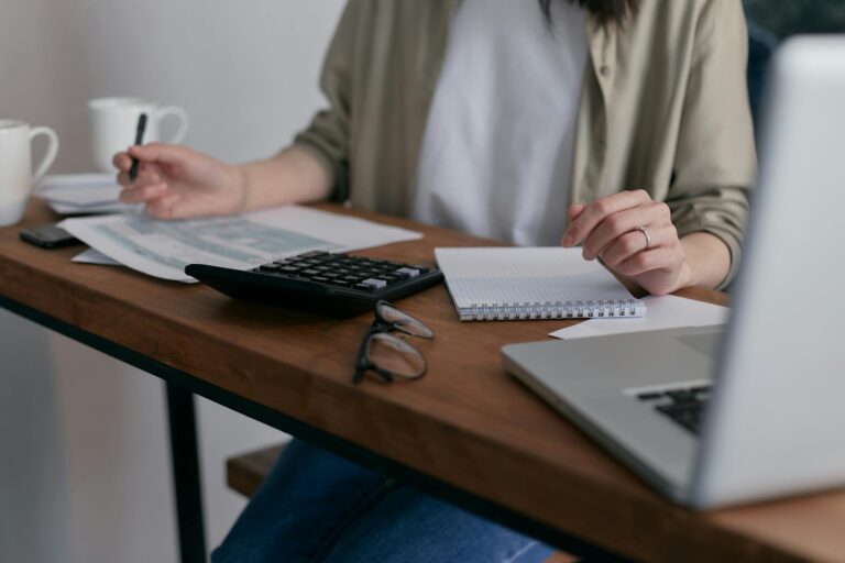 couple people woman desk